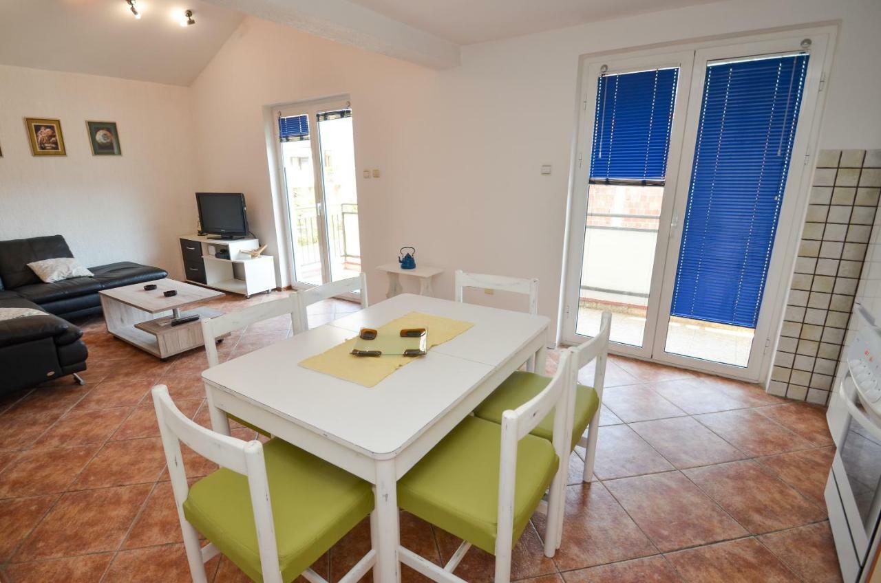 Apartment Barona โกตอร์ ภายนอก รูปภาพ