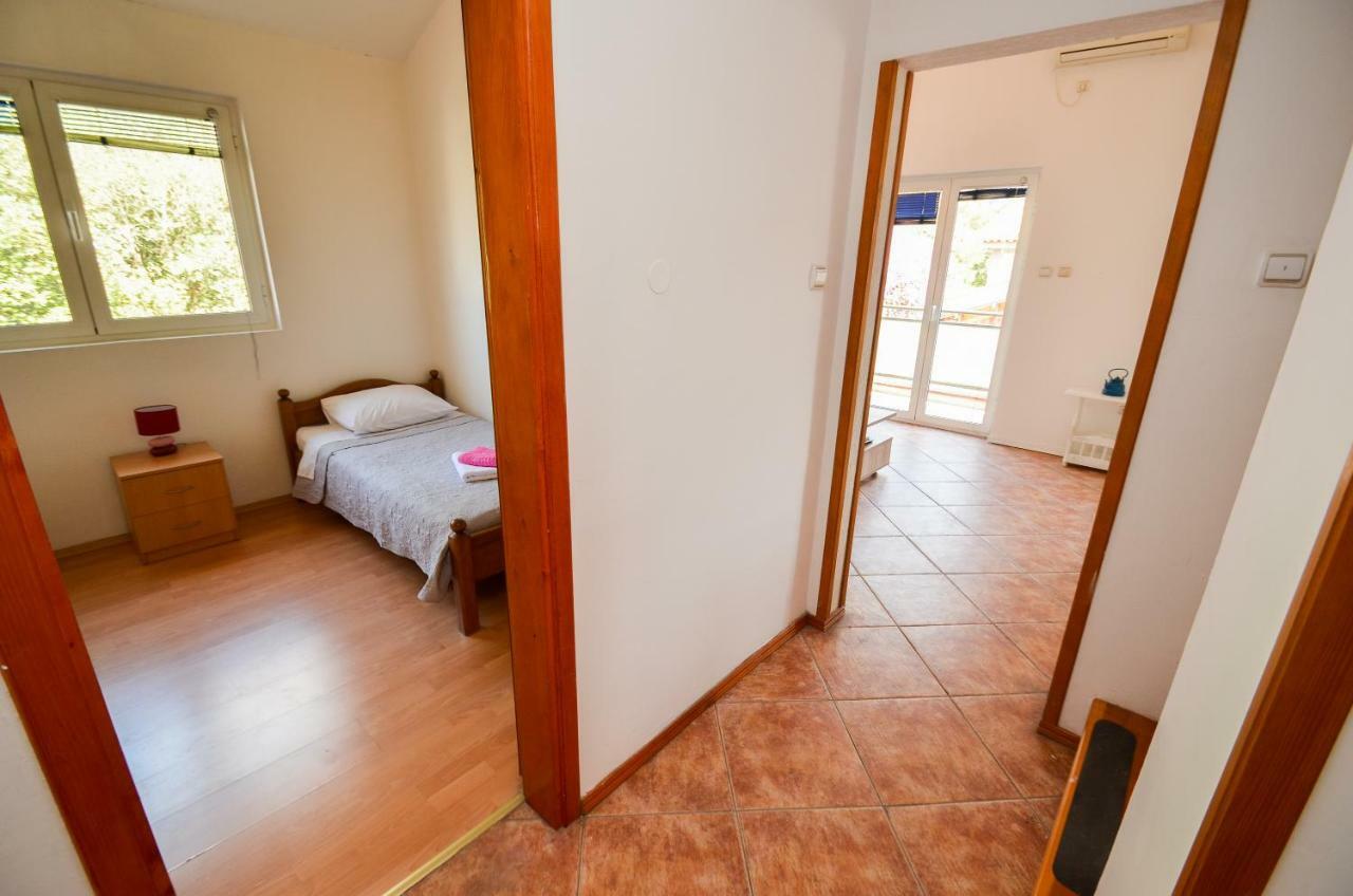 Apartment Barona โกตอร์ ภายนอก รูปภาพ